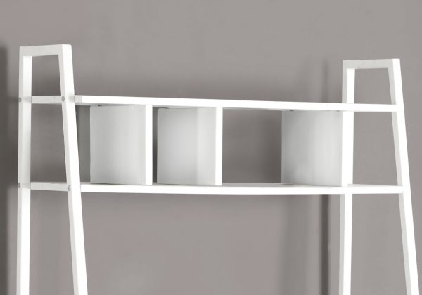 18" White Computer Desk - Image 3