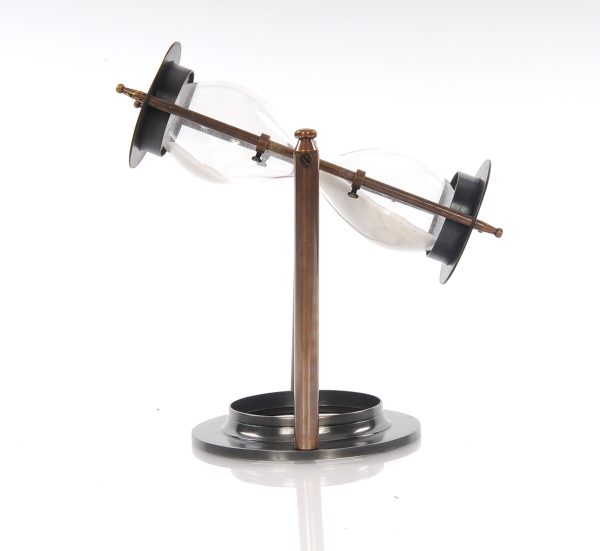 4.5" X 4.5" X 8.5" Brass Revolving Sandtimer - Image 3