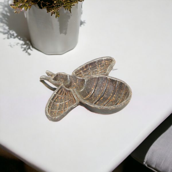 8" Gray Bumble Bee Metal Handmade Tray - Image 2