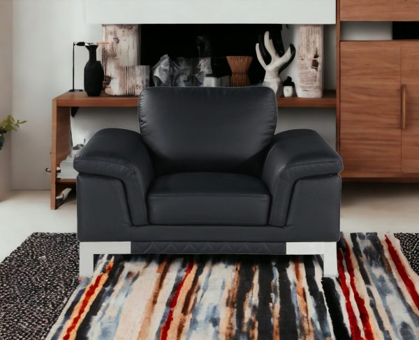 32" Black Lovely Leather Chair - Image 4