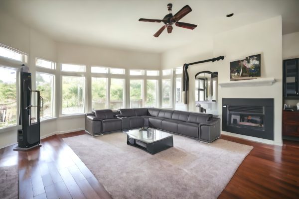Gray Italian Leather Power Reclining U Shaped Seven Piece Corner Sectional With Console - Image 2
