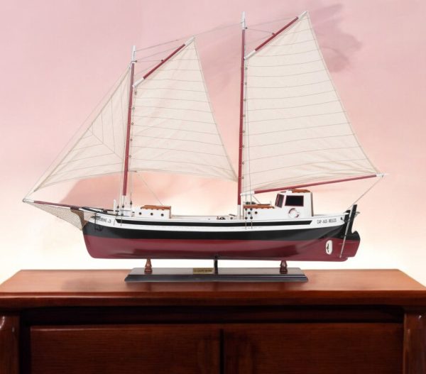 31" Black and White Solid Wood Hand Painted Model Boat Tabletop Sculpture - Image 2