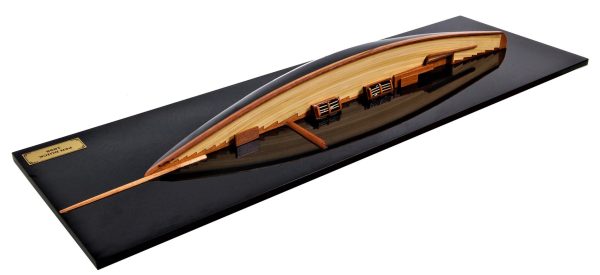 12" Black and Green Solid Wood Hand Painted c1898 Pen Duick Half-Hull Model Boat - Image 3