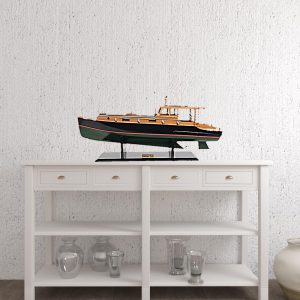 15" Black and Green Solid Wood Hand Painted 1934 Hemingway Pilar Fishing Boat Model Boat