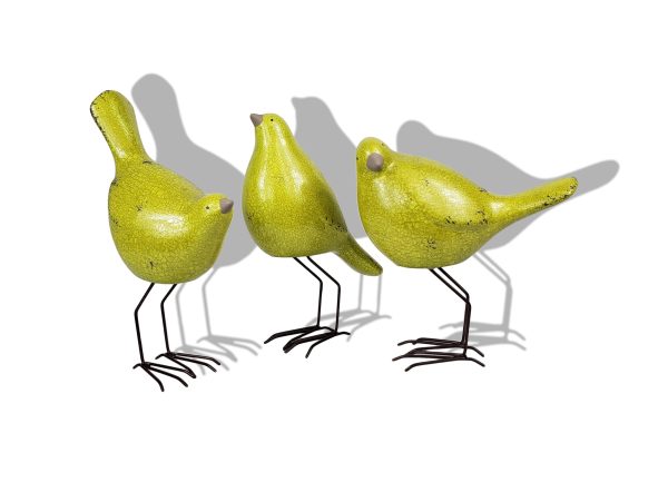 Set of Three Lemongrass Green Polyresin and Metal Bird Sculptures - Image 3